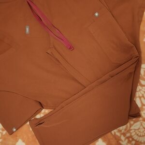 Figs Uniform Small
